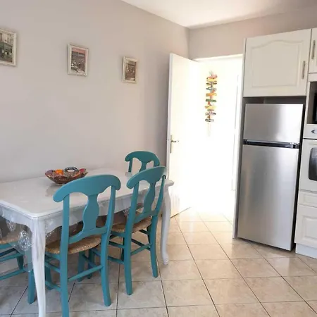 بيت للعطل La Gineroise