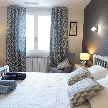 La Gineroise بيت للعطل *