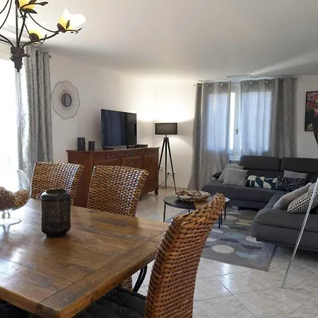 Дом отдыха La Gineroise *